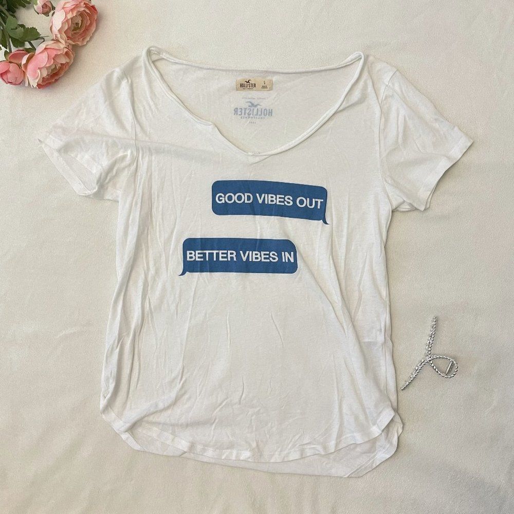 Hollister Blue and White V-Neck Text Graphic Tee